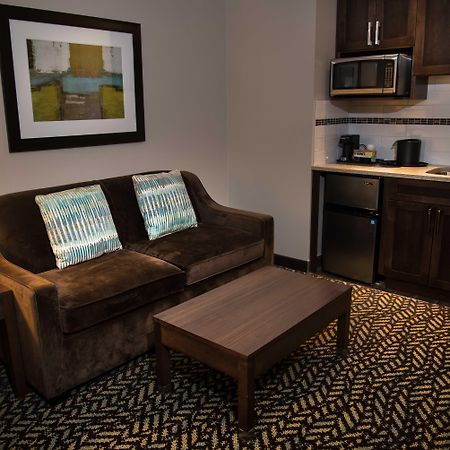 Holiday Inn Express & Suites Spruce Grove - Stony Plain By Ihg Экстерьер фото