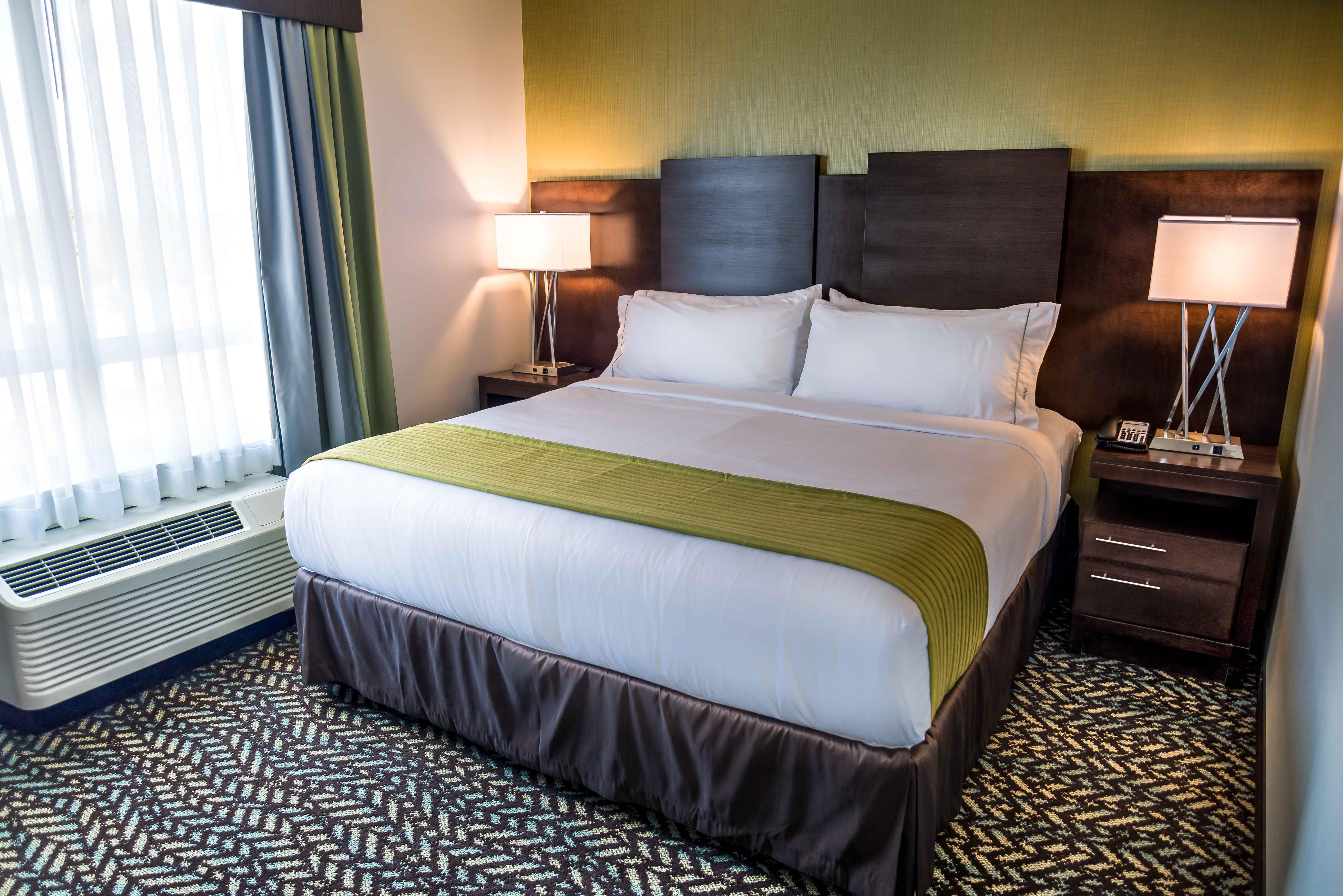 Holiday Inn Express & Suites Spruce Grove - Stony Plain By Ihg Экстерьер фото