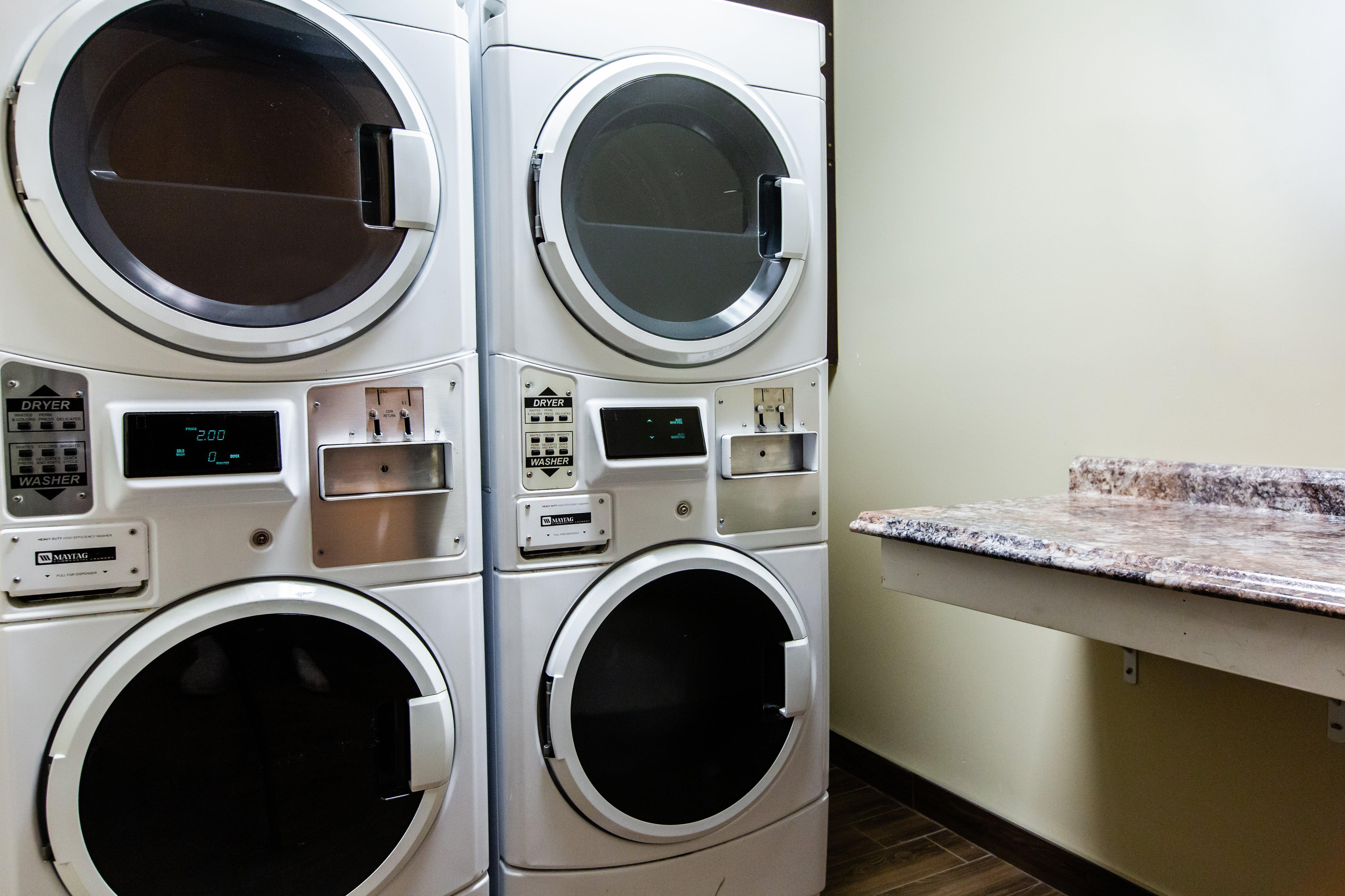 Holiday Inn Express & Suites Spruce Grove - Stony Plain By Ihg Экстерьер фото