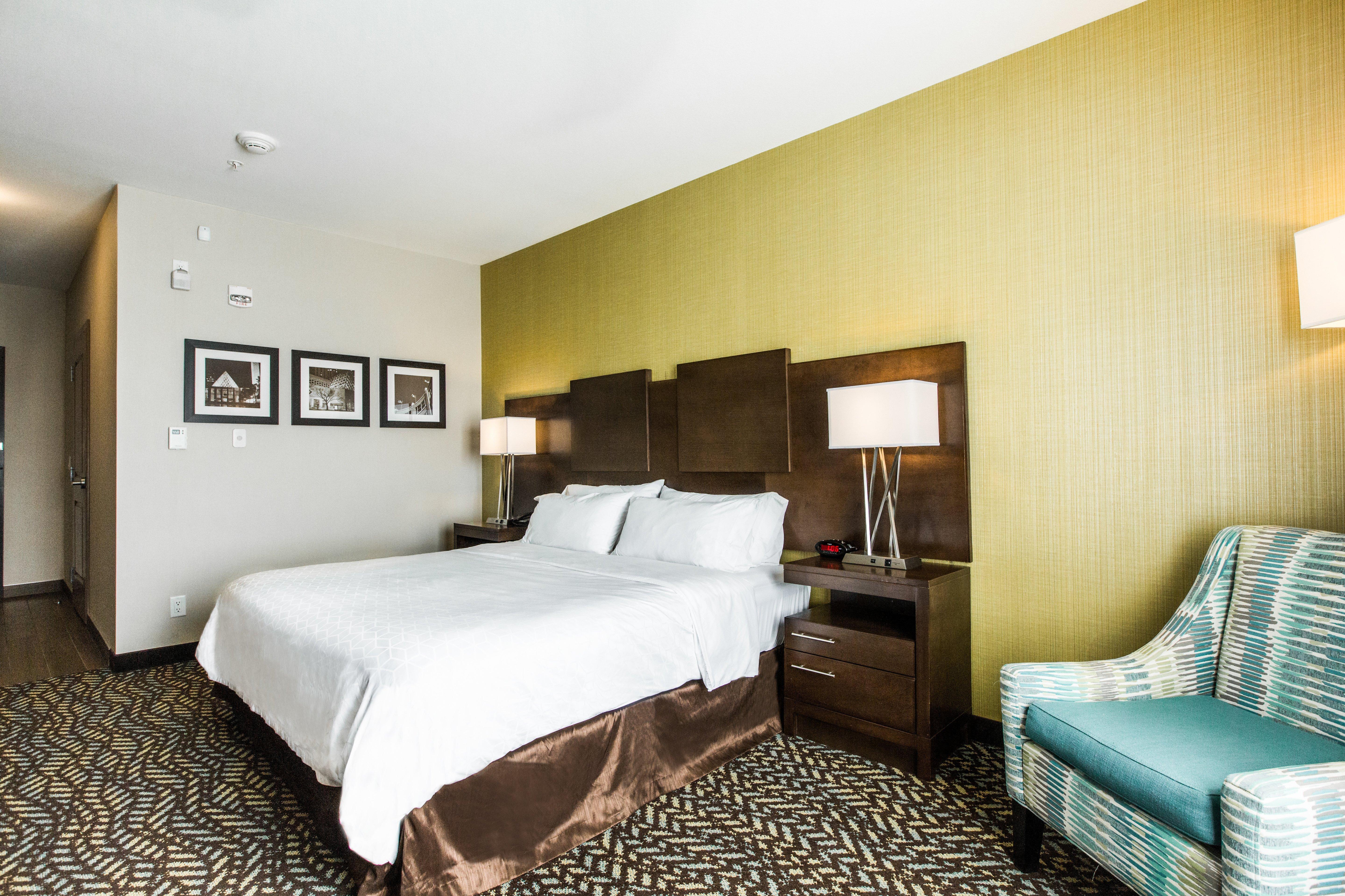 Holiday Inn Express & Suites Spruce Grove - Stony Plain By Ihg Экстерьер фото