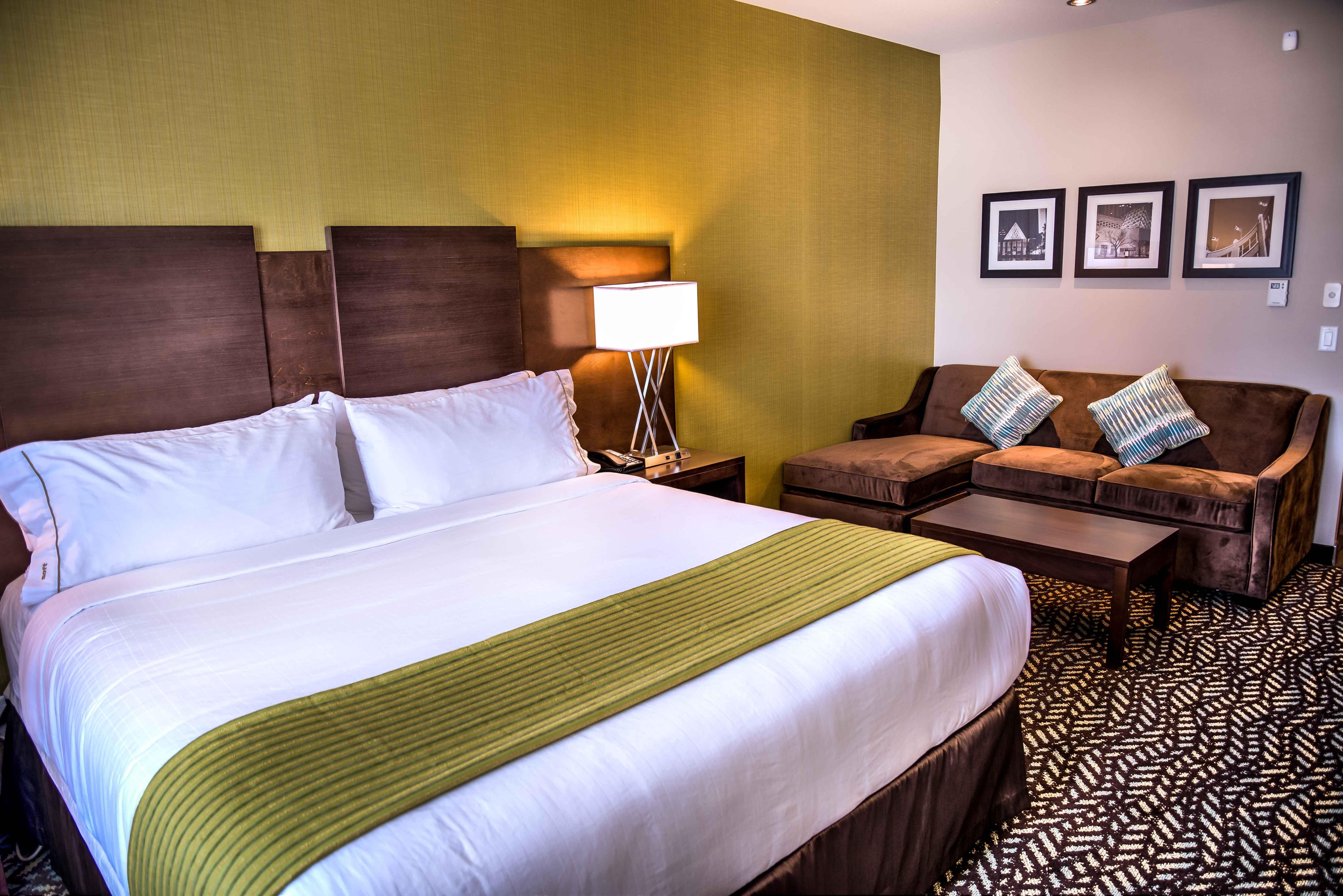 Holiday Inn Express & Suites Spruce Grove - Stony Plain By Ihg Экстерьер фото