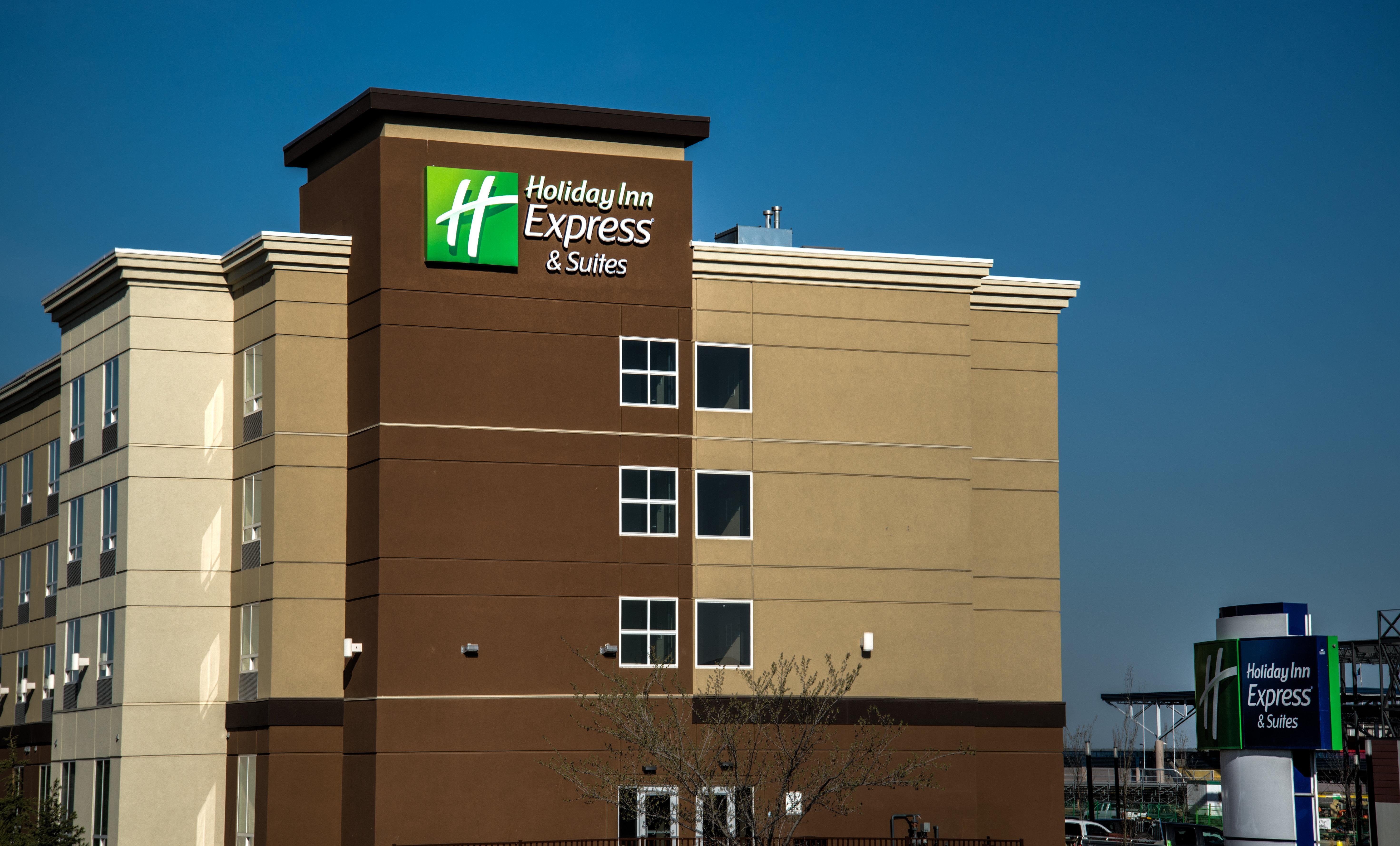 Holiday Inn Express & Suites Spruce Grove - Stony Plain By Ihg Экстерьер фото