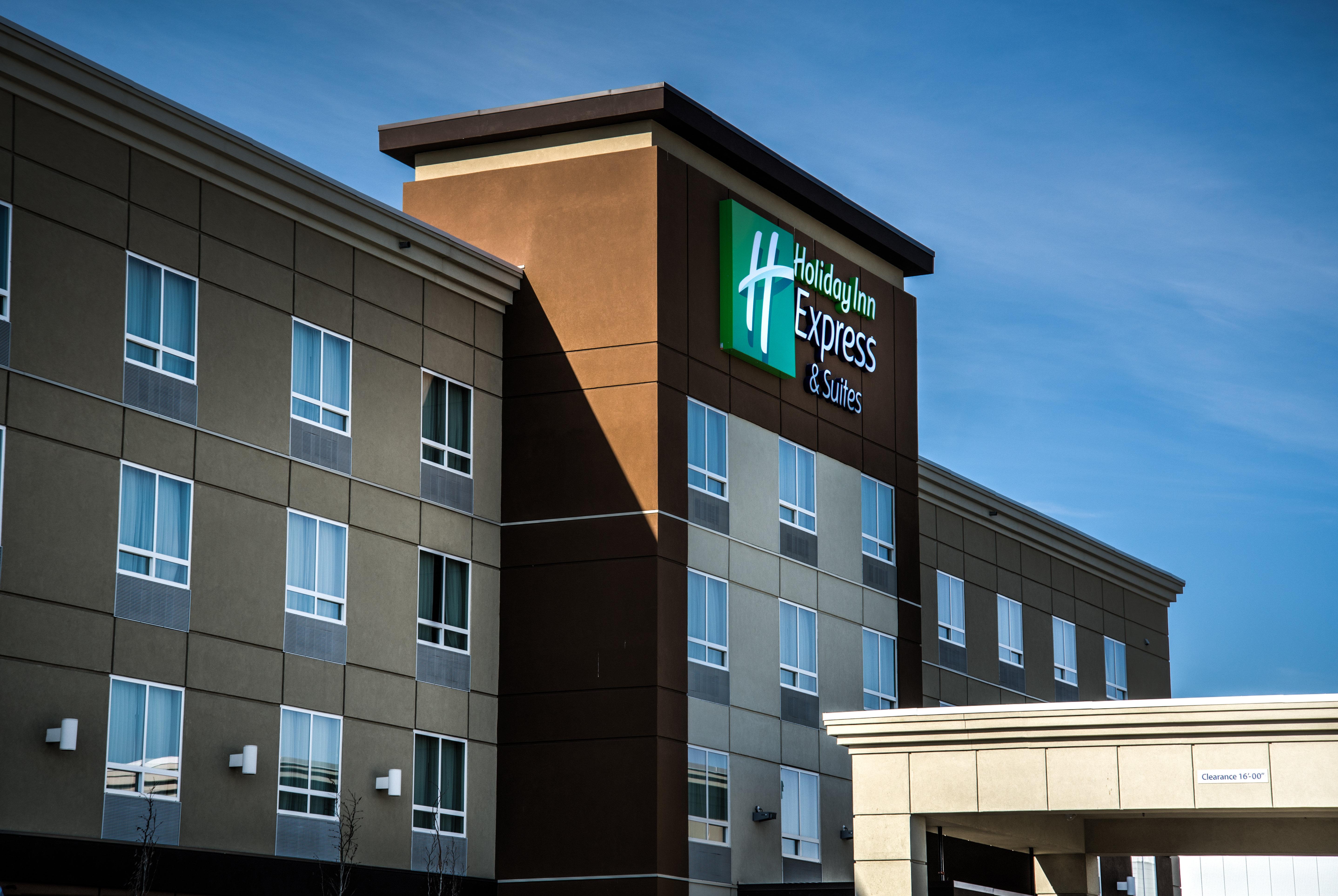 Holiday Inn Express & Suites Spruce Grove - Stony Plain By Ihg Экстерьер фото
