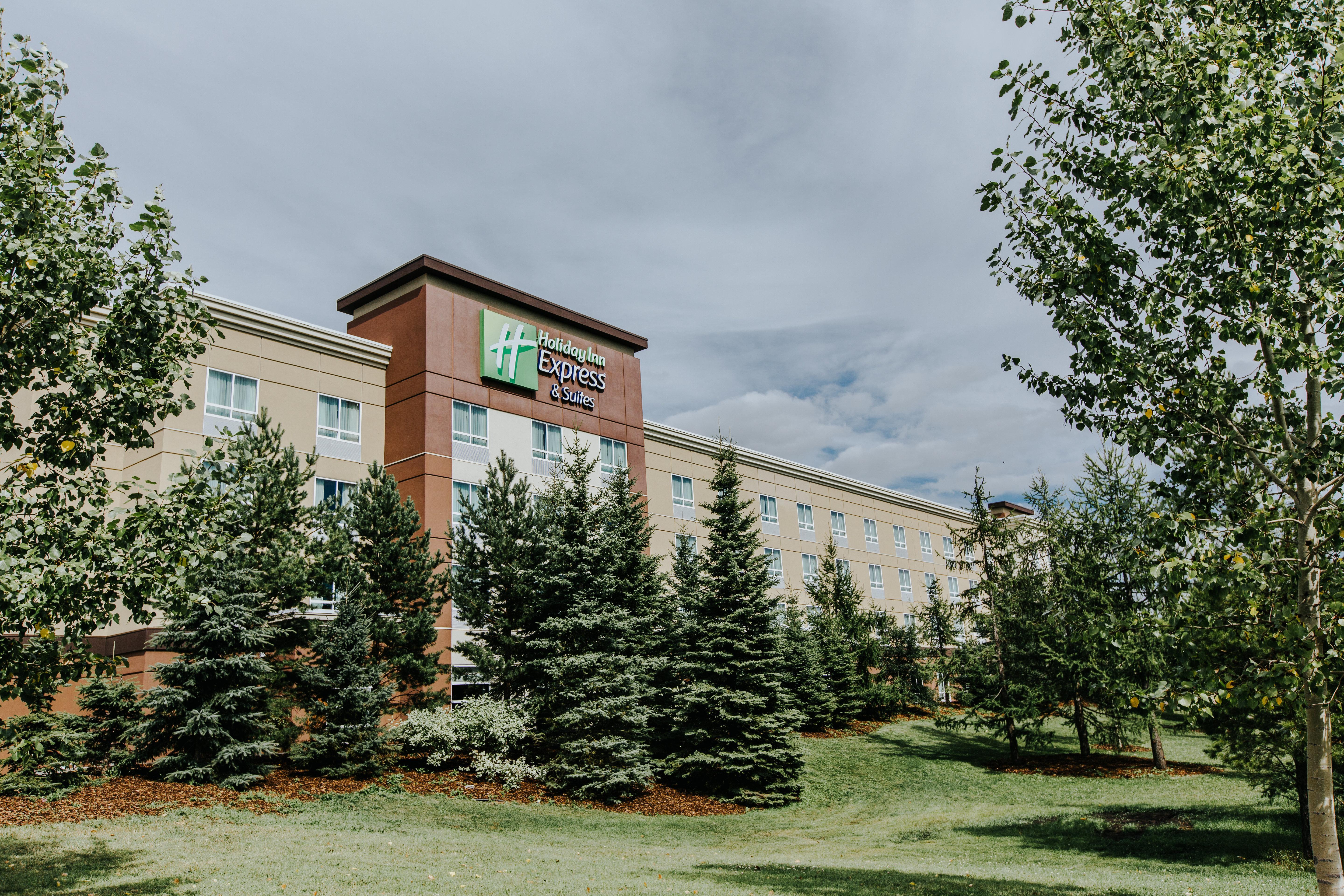 Holiday Inn Express & Suites Spruce Grove - Stony Plain By Ihg Экстерьер фото