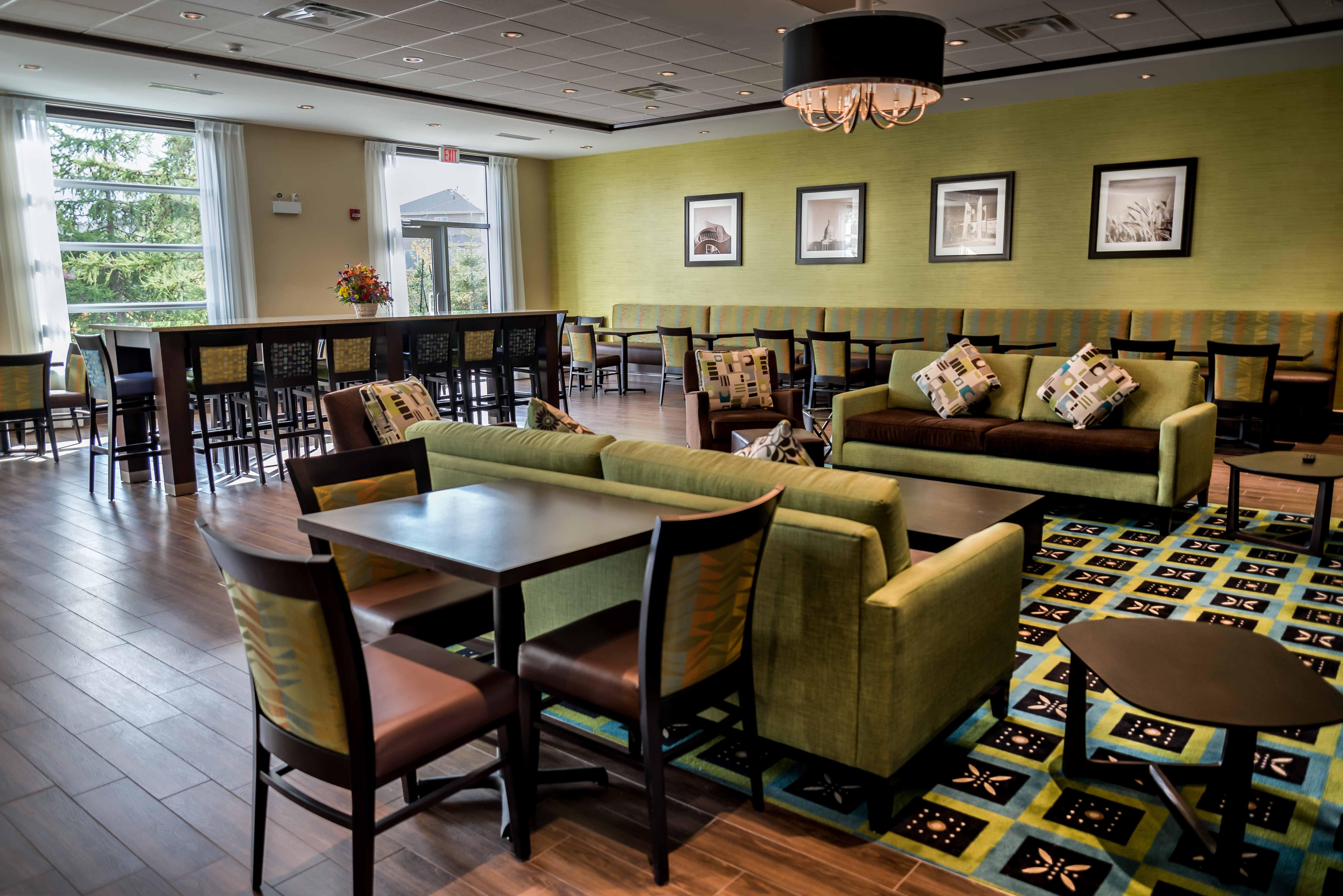Holiday Inn Express & Suites Spruce Grove - Stony Plain By Ihg Экстерьер фото