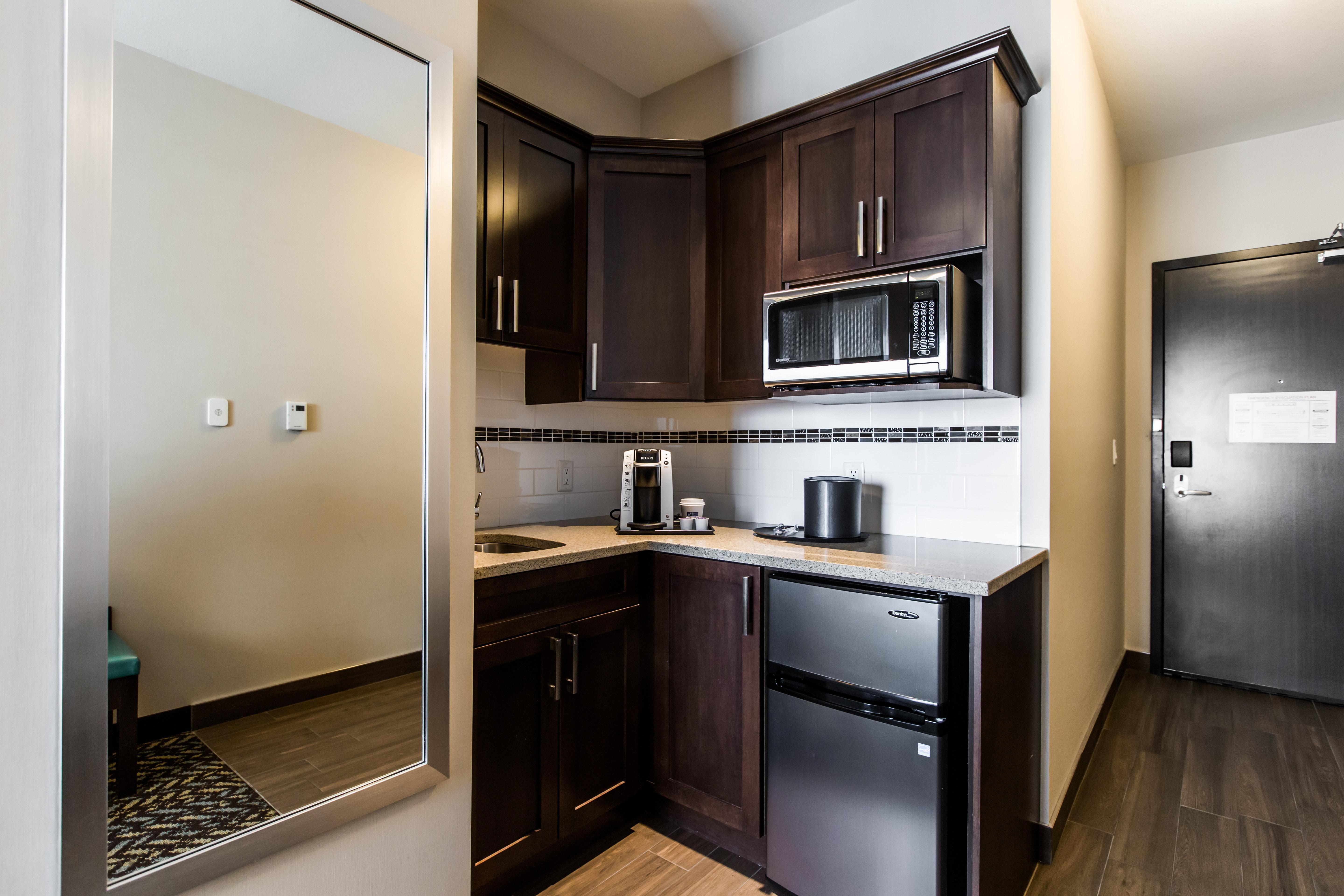 Holiday Inn Express & Suites Spruce Grove - Stony Plain By Ihg Экстерьер фото