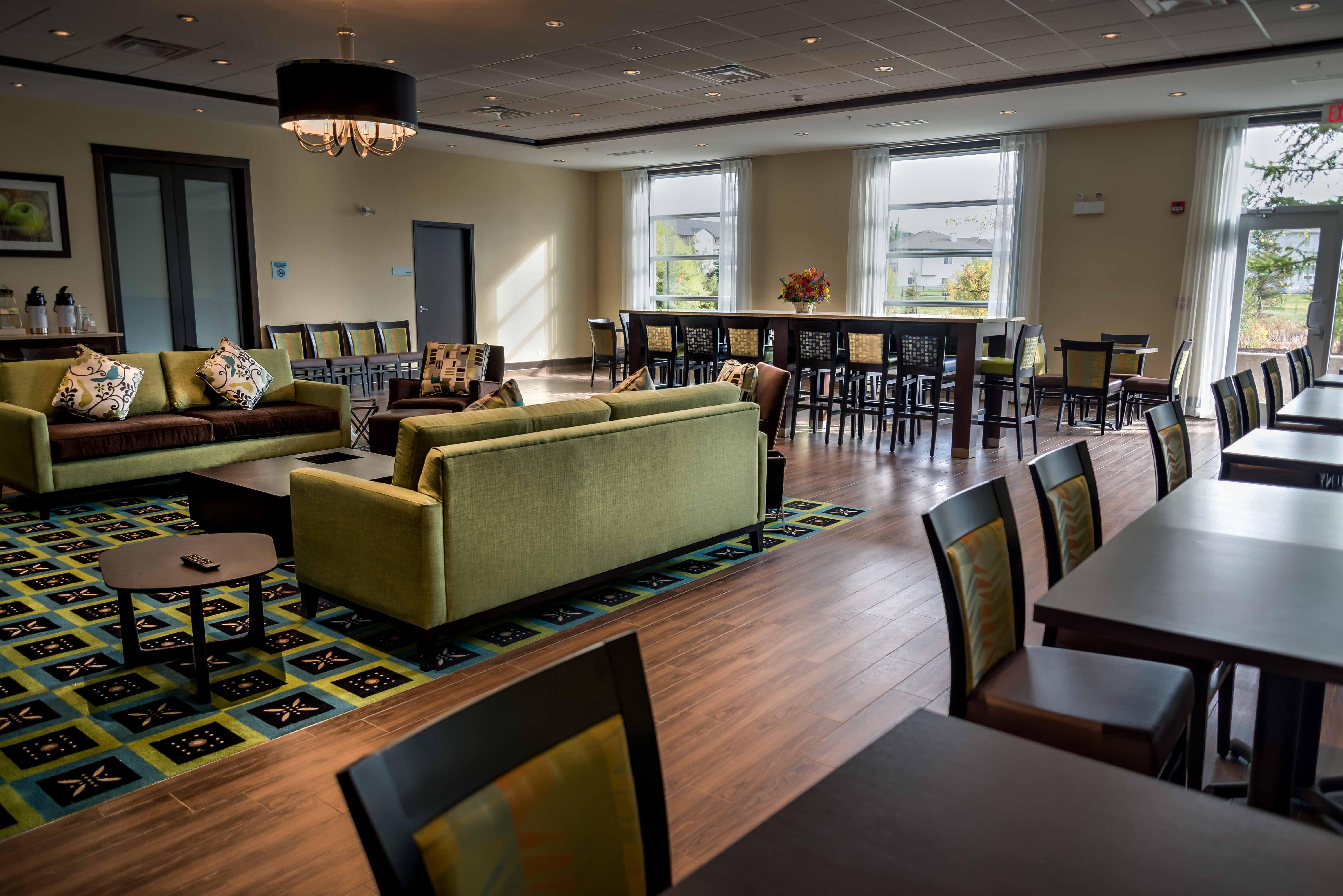 Holiday Inn Express & Suites Spruce Grove - Stony Plain By Ihg Экстерьер фото